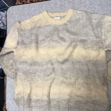 로리즈팜 그라데이션 니트 미사용 새상품