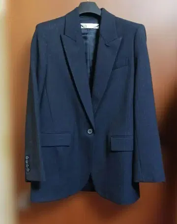 [새상품] ZARA 스트라이프 테일러드 자켓 S