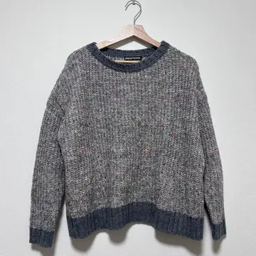 [ FRAPBOIS ] 니트 스웨터 긴팔 그레이 크루넥 컬러 네프