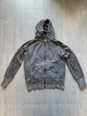 Orcival 그레이 후드티 France 4