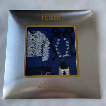 유나이티드 애로우즈 페이 한정판 손수건