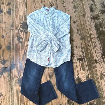 GUESS M 긴팔 셔츠와 29인치 청바지 세트