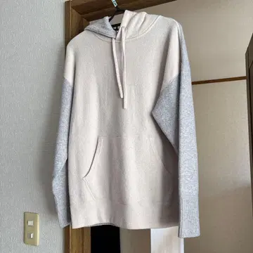 GALERIE VIE 밀드 울 후디드 풀오버