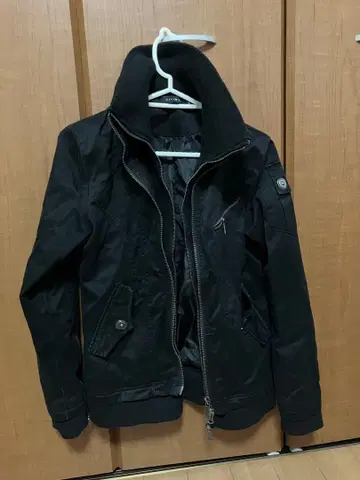 CIVARIZE 블랙 자켓 사이즈 44