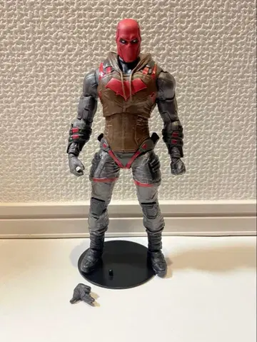 DC 멀티버스 레드 후드