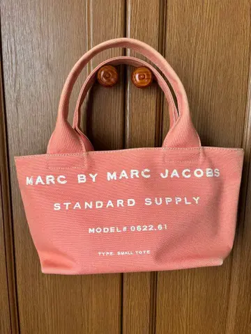 마크제이콥스 살몬 핑크 미니 토트백