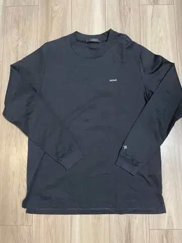 TATRAS 블랙 긴팔 티셔츠 롱티 사이즈 1