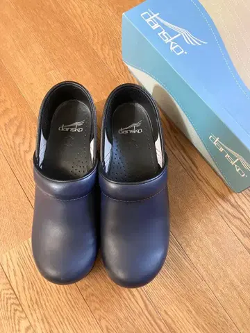[정품] dansko 단스코 38 PROFESSIONAL darkblue