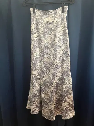 스나이델 새틴 내로우 스커트