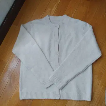 [ 무인양품 ] 울 혼방 부클레 크루넥 가디건 XL