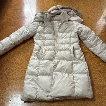 UNIQLO 다운 자켓 M 사이즈 롱