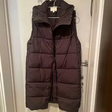후드 부착 다운 베스트