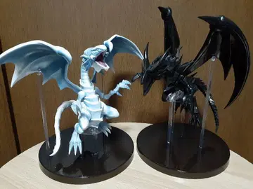 유희왕 블루아이즈 레드아이즈 피규어 세트