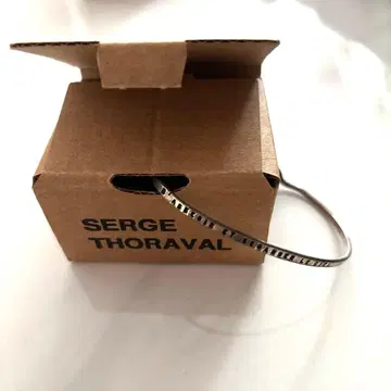 SERGE THORAVAL 세르주 트라발 눈 녹은 듯 뱅글 실버