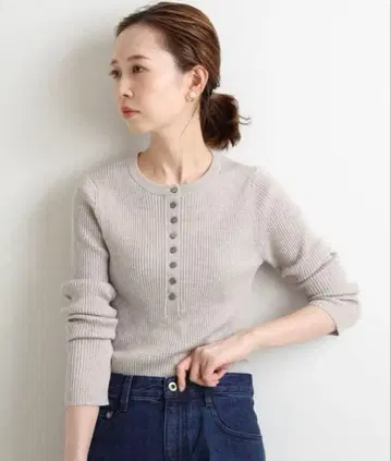 이에나 IENA 3x3 리브 헨리넥 풀오버 베이지