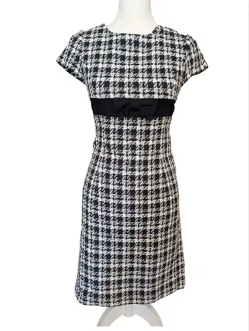 새상품급 M 엠즈 그레이시 하운드투스 리본 반팔 원피스