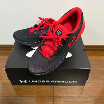 [새상품] 언더아머 러닝화 스니커즈 28.5cm