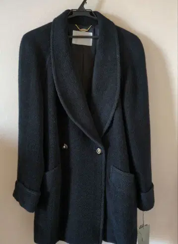 MA'AM 블랙 울(알파카) 코트