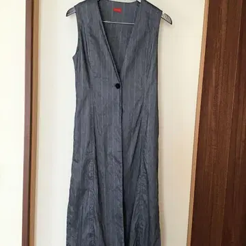 투모로우랜드 데프레 그레이 스트라이프 롱베스트