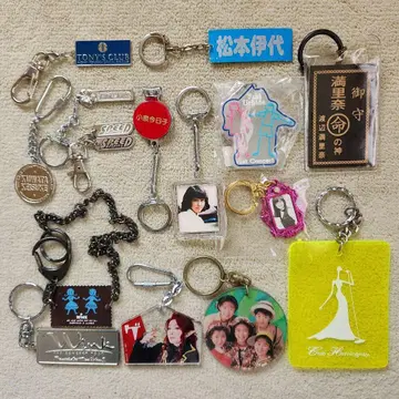 쇼와 아이돌 뮤지션 키링 레트로 15개