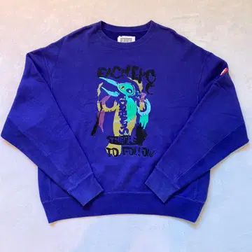 C.E CAVEMPT 맨투맨