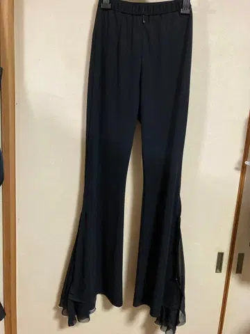사교댄스 [세키네] 블랙 쉬폰 프릴 플레어 팬츠