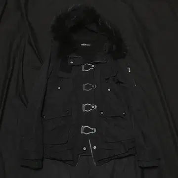 HEAVEN AND EARTH 퍼 자켓 블랙 d.i.a