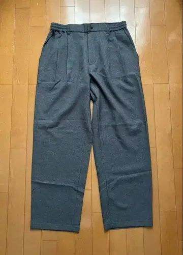 [ 새상품급 ] EKAL 슬랙스