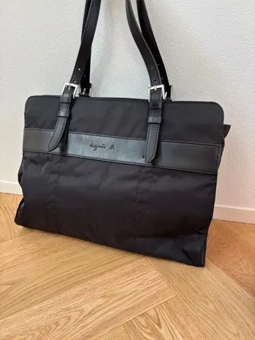 agnes b. 블랙 토트백