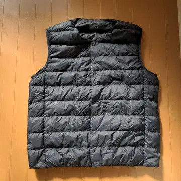 무인양품 경량 다운 노카라 베스트 XL