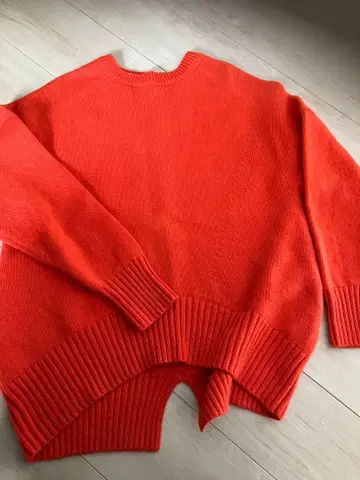 23구 라무 울 크루넥 니트