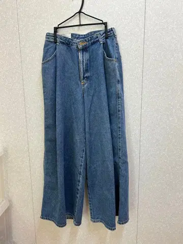 Spick and Span 턱 데님 와이드 팬츠