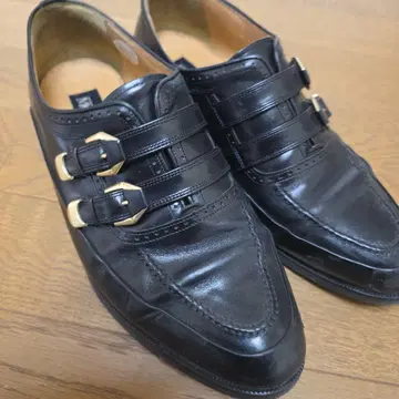 마드라스 블랙 가죽 더블 버클 드레스 슈즈