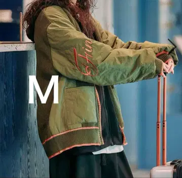 [ be with M ] misayo 킬도키 가디건 카키 M 사이즈