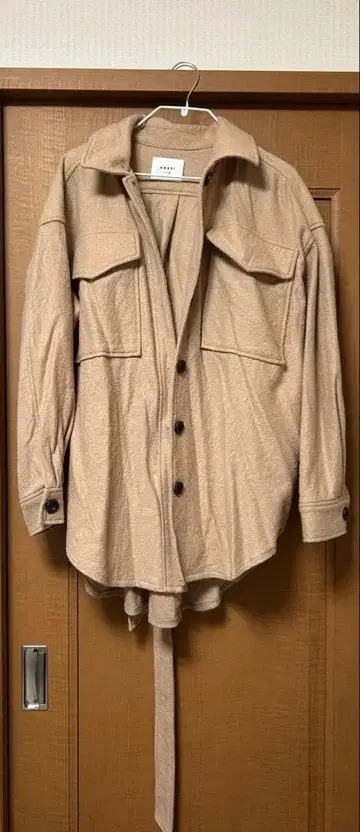 AMERI 핑크 베이지 셔츠 자켓