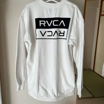 RVCA 화이트 긴팔 트레이닝복 L