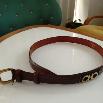 페라가모 다크 브라운 가죽 벨트 골드 버클