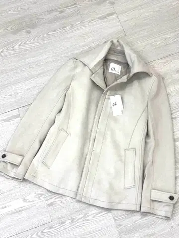 토네이도 마트 미사용 택 포함 코트