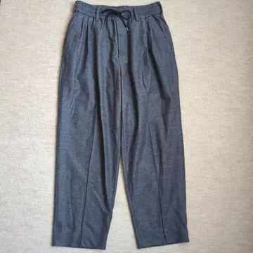 Balamcer Tuck Easy Tapared Pant