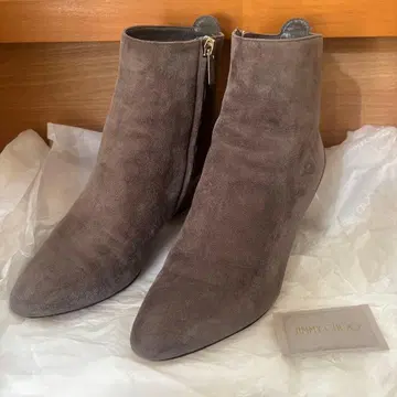 JIMMY CHOO 그레이 스웨이드 부티 36 1/2