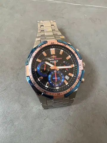 카시오 CASIO 에디피스 타이업 모델 레드불