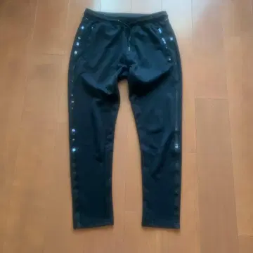 1PIU1UGUALE3 우노피우노우과레토레 블랙 조거 팬츠