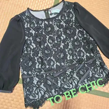 [ TO BE CHIC ] 새상품급 다크 그린 레이스 상의 플라워 레이스