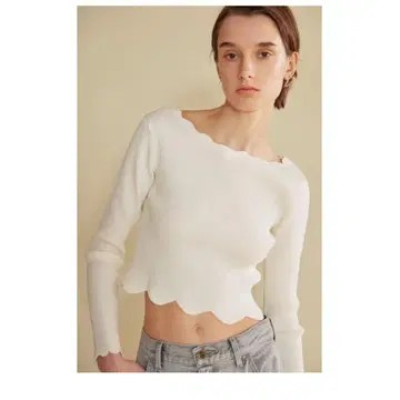 [새상품] searoomlynn RIB Knit 스캘럽 숏 상의