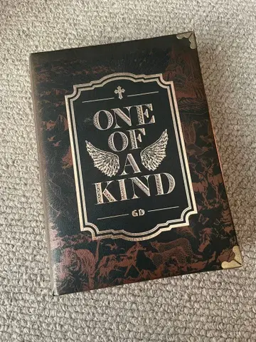 G-DRAGON ONE OF A KIND CD