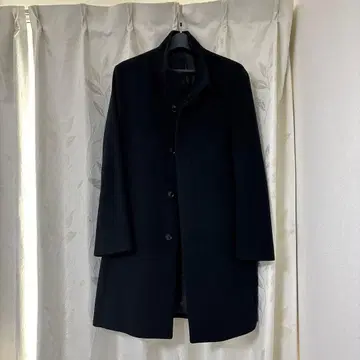 블랙 스탠드 카라 코트 AOKI