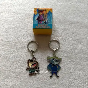 디즈니 스토어 주토피아 키링 보코 서장 니블스