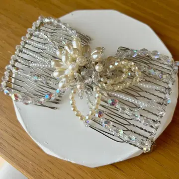 [ 새상품급 ] 컴플렉스 비즈 더블 빗 펄 플라워