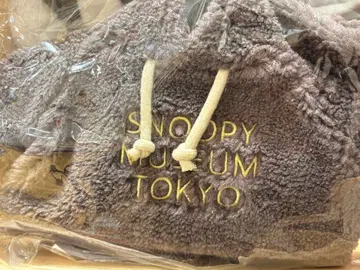 스누피 뮤지엄 봉제 인형 코스튬 복슬복슬 후디 차콜 61