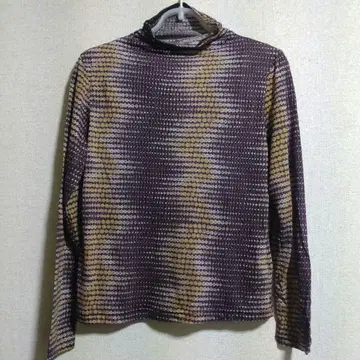 새상품급 변칙 기하학 패턴 디자인 풀오버 티셔츠 일본제